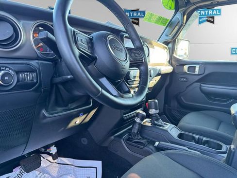 Used 2021 Jeep Wrangler Unlimited Sport image 11