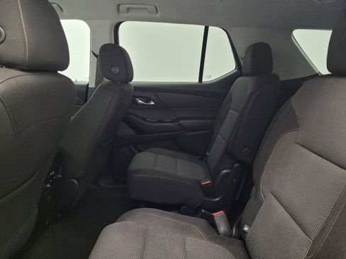 Used 2019 Chevrolet Traverse LT image 18