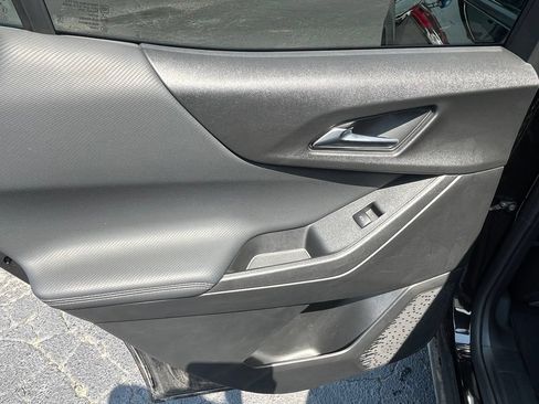 Used 2025 Chevrolet Equinox LT w/ Convenience Package II AWD/4WD image 12
