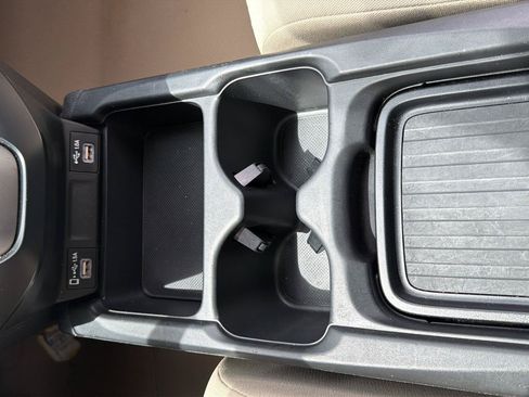 Used 2021 Honda CR-V EX image 9