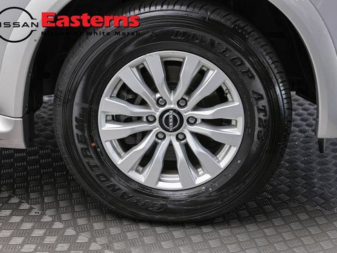 Used 2023 Nissan Armada SV AWD/4WD image 32
