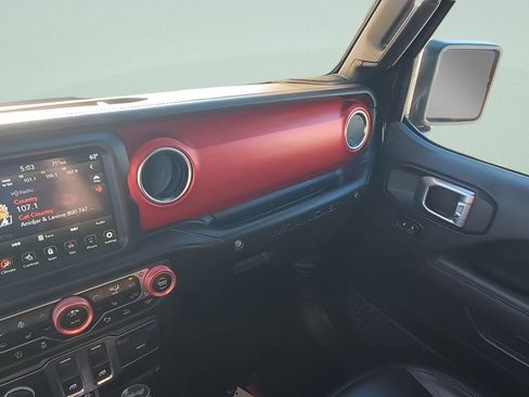 Used 2021 Jeep Wrangler Rubicon image 26