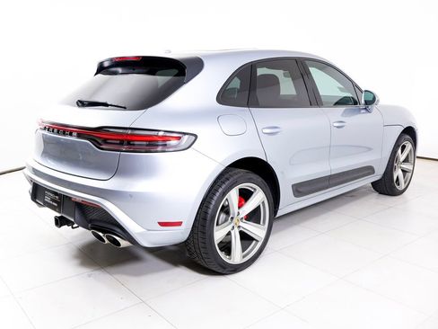 Certified 2022 Porsche Macan S w/ Premium Package Plus AWD/4WD image 32