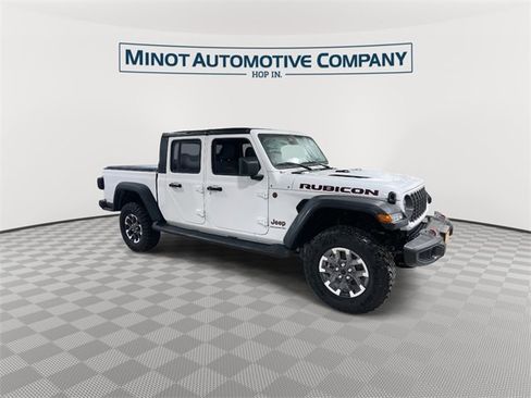 Certified 2024 Jeep Gladiator Rubicon w/ Convenience Group image 2