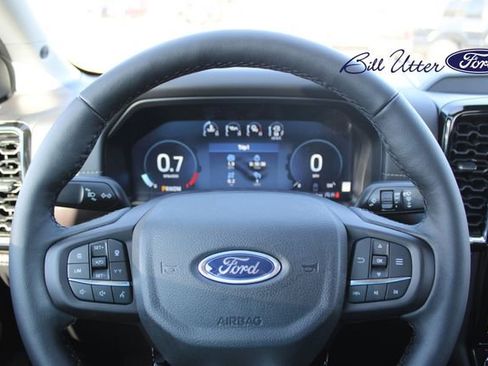 New 2025 Ford Ranger Lariat w/ FX4 Off-Road Package image 16