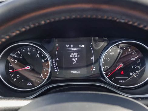 Certified 2020 Jeep Compass Latitude image 24