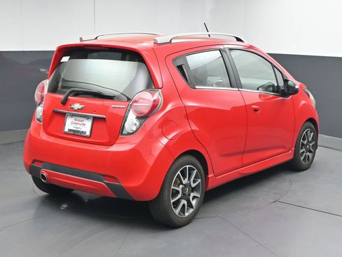 Used 2015 Chevrolet Spark LT image 7