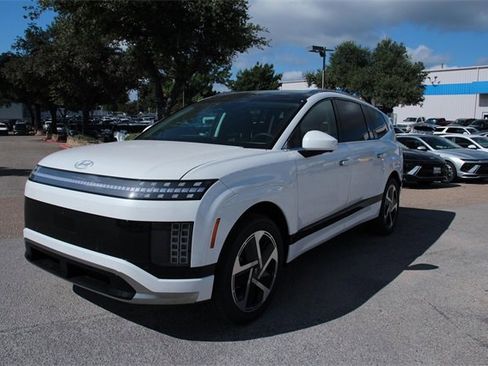 New 2026 Hyundai Ioniq 9 Calligraphy image 7