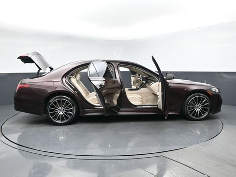 Used 2021 Mercedes-Benz S 580 4MATIC Sedan image 29