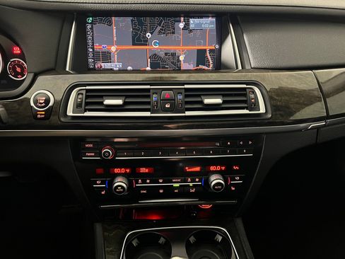 Used 2015 BMW 740Li image 25