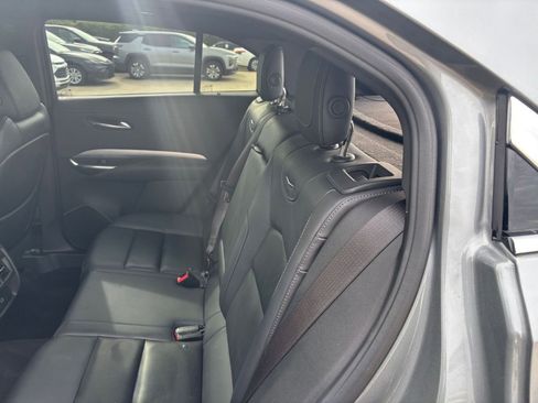 Used 2023 Cadillac XT4 Premium Luxury image 23