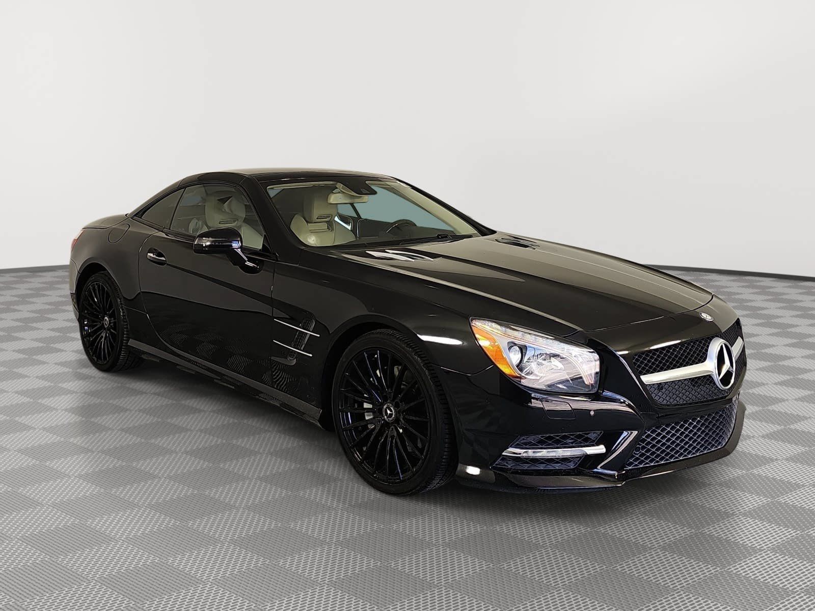 Used 2016 Mercedes-Benz SL 400 image 2