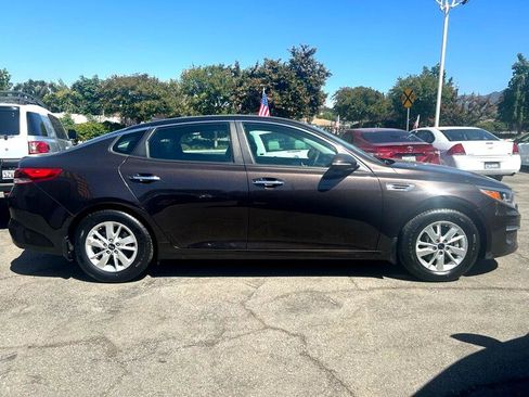 Used 2018 Kia Optima LX image 3