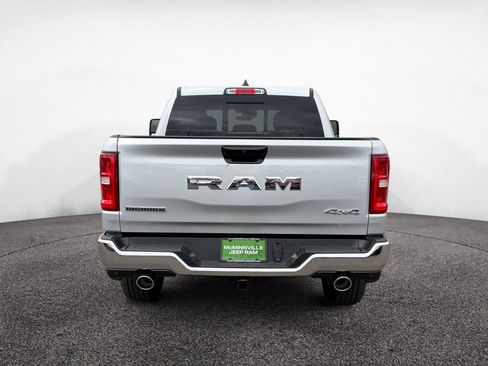 New 2026 RAM 1500 4x4 Crew Cab image 4
