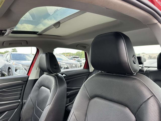 Used 2022 Volkswagen Jetta SEL FWD image 14