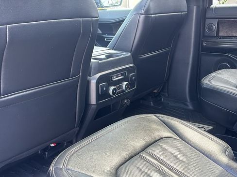 Used 2021 Ford Expedition Limited AWD/4WD image 31