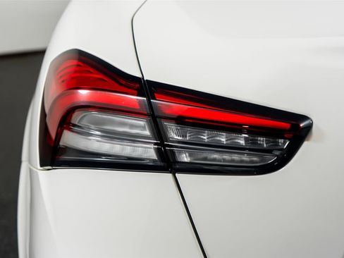 Used 2023 Maserati Ghibli Modena RWD image 12