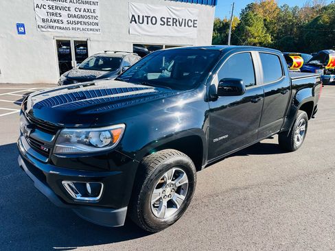 Used 2019 Chevrolet Colorado Z71 image 1