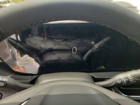 New 2026 Buick Envista Sport Touring w/ Convenience I Package FWD image 31