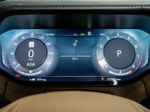 Used 2024 Land Rover Range Rover Autobiography AWD/4WD image 30