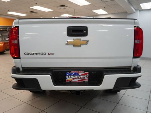 Used 2019 Chevrolet Colorado W/T w/ WT Convenience Package AWD/4WD image 17