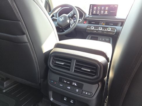 New 2026 Honda Pilot EX-L image 23