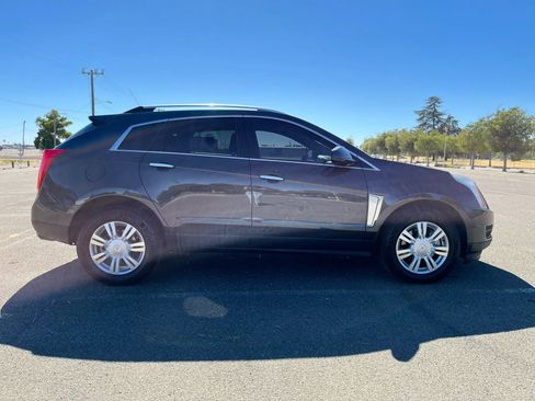 Used 2016 Cadillac SRX Luxury w/ Driver Awareness Package FWD image 4