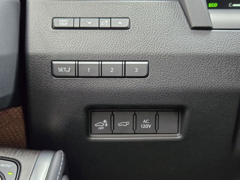 Certified 2026 Lexus GX 550 w/ Accessory Package (2T) AWD/4WD image 20
