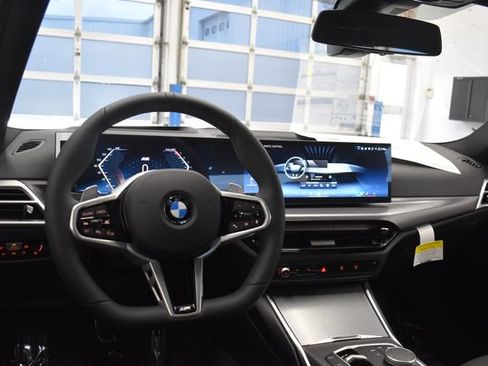 New 2026 BMW 330i xDrive Sedan w/ M Sport Package AWD/4WD image 23
