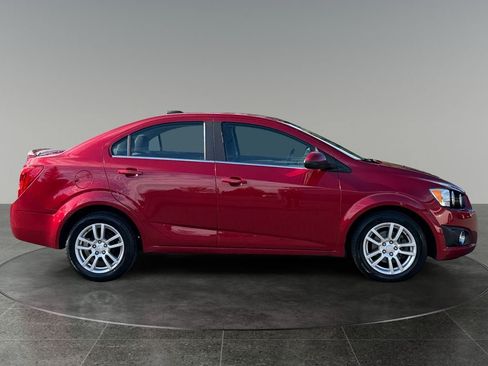 Used 2016 Chevrolet Sonic LT w/ Wheels and Fog Lamp Package FWD image 10