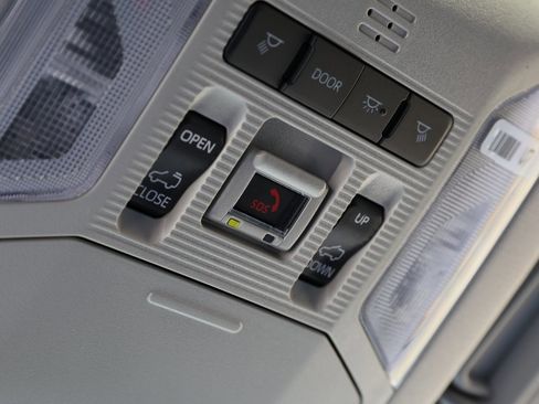 Certified 2025 Toyota RAV4 XLE image 27