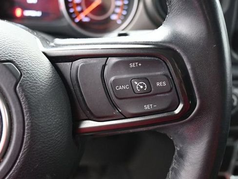 Certified 2018 Jeep Wrangler Unlimited Sport S AWD/4WD image 19