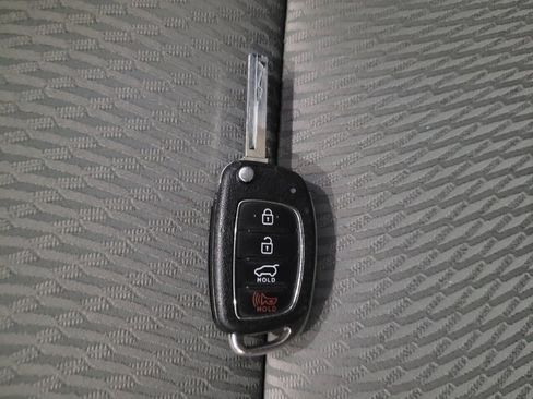 Used 2018 Hyundai Santa Fe Sport image 32