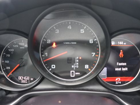 Used 2016 Porsche Panamera 4 image 28