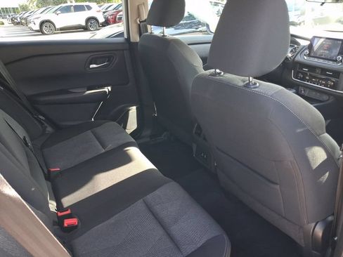 Used 2024 Nissan Rogue SV FWD image 25