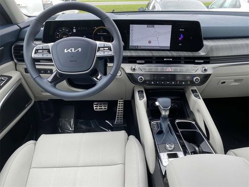 New 2025 Kia Telluride SX image 9