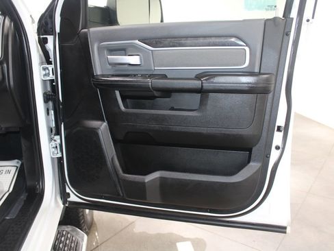 Used 2022 RAM 2500 Big Horn image 29