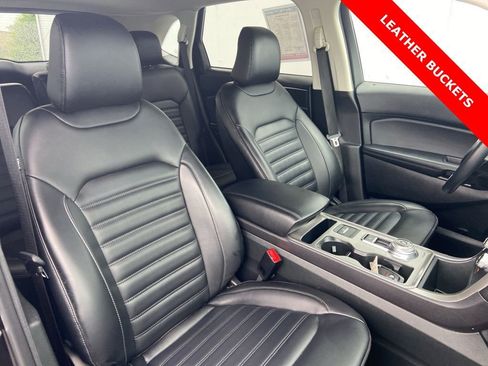 Used 2024 Ford Edge SEL image 6
