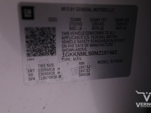 Used 2021 GMC Acadia SLT w/ Technology Package image 42