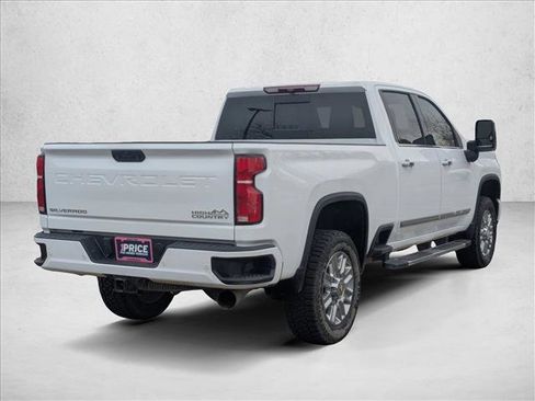 Used 2024 Chevrolet Silverado 2500 High Country w/ Z71 Off-Road Package image 5