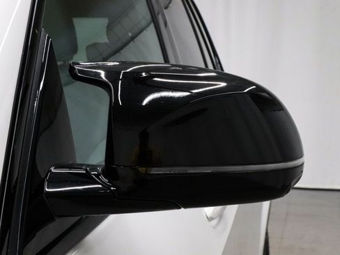 Used 2026 BMW X5 M60i image 55