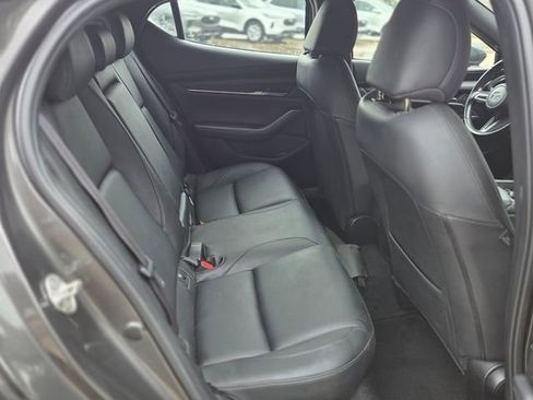 Used 2021 MAZDA MAZDA3 s image 18
