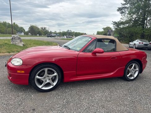 Used 2001 MAZDA MX-5 Miata image 5