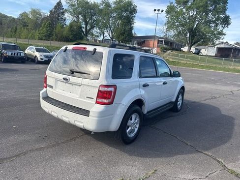 Used 2009 Ford Escape XLT AWD/4WD image 8
