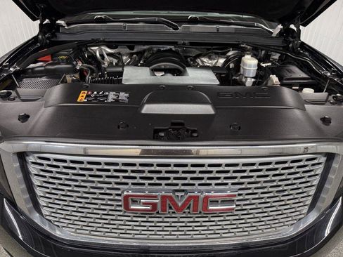 Used 2017 GMC Yukon XL Denali w/ Open Road Package AWD/4WD image 48