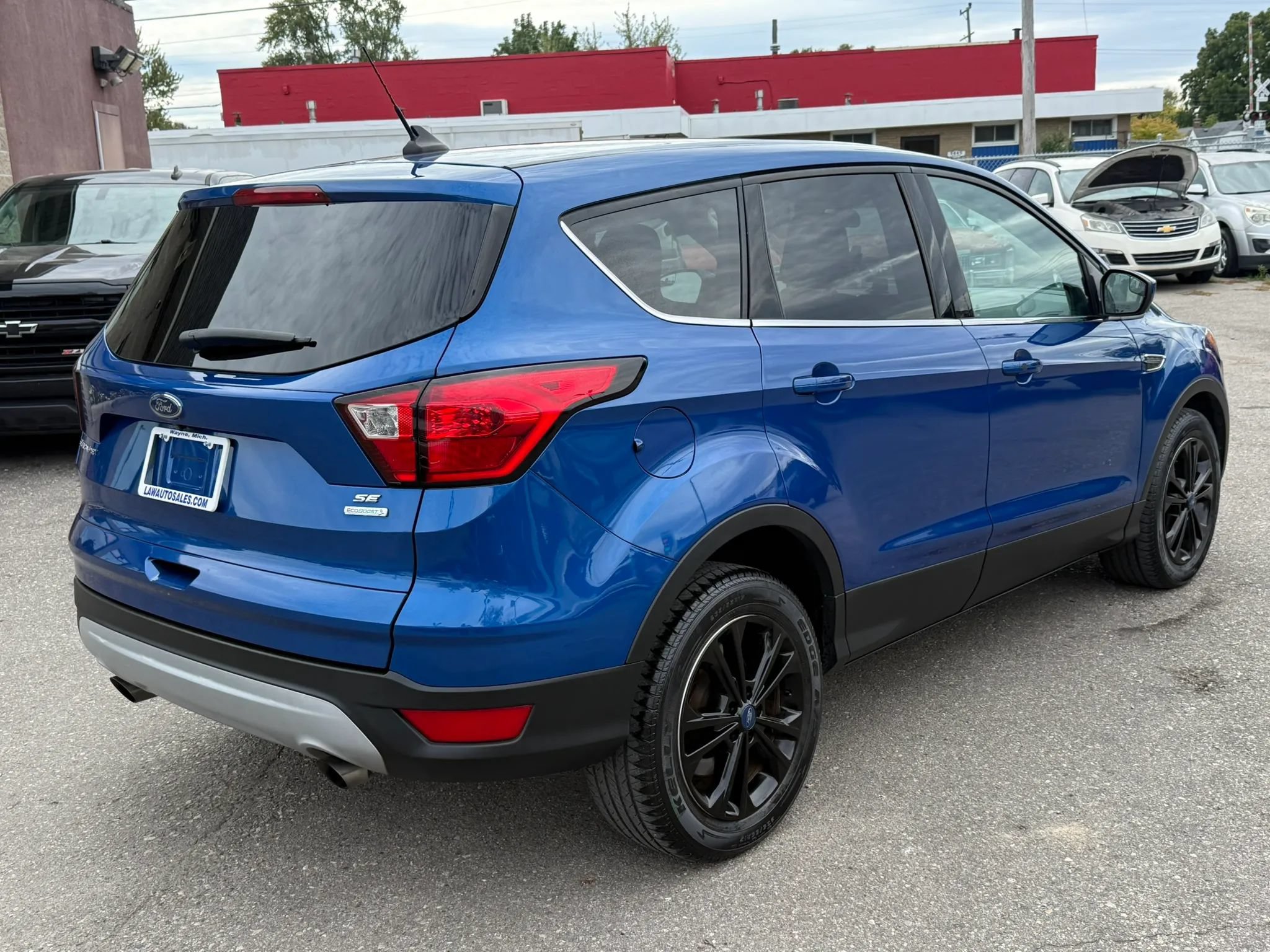 Used 2019 Ford Escape SE FWD image 5
