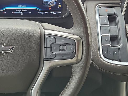 Used 2022 Chevrolet Tahoe Z71 w/ Luxury Package image 23