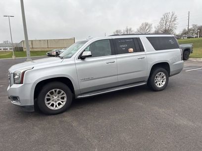 Used 2017 GMC Yukon XL SLT