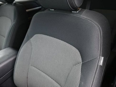 Used 2016 Ford Explorer XLT AWD/4WD image 17