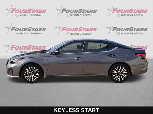 New 2026 Nissan Altima 2.5 SV FWD image 8